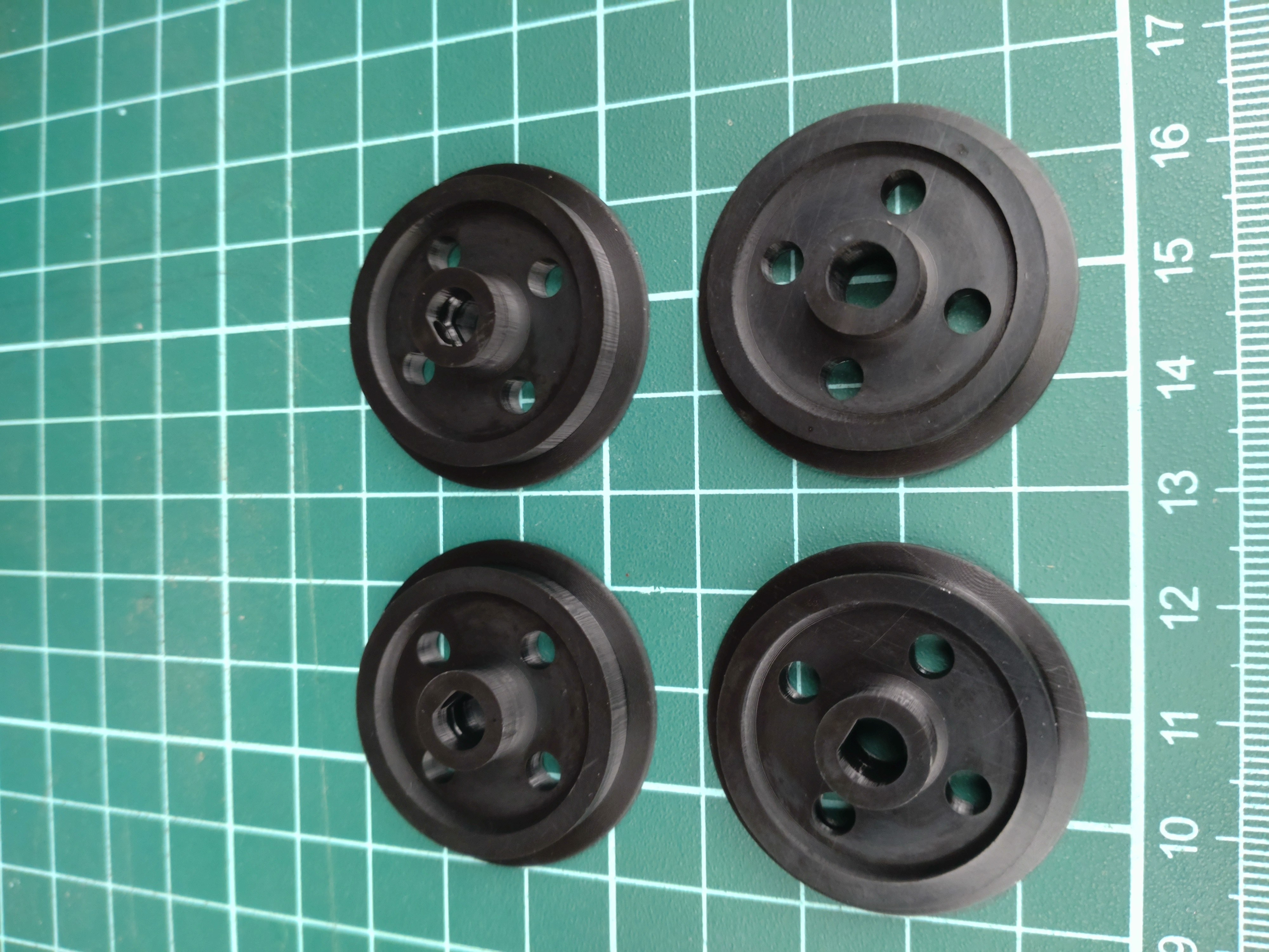 4x 32mm Wheels with 6mm D bore