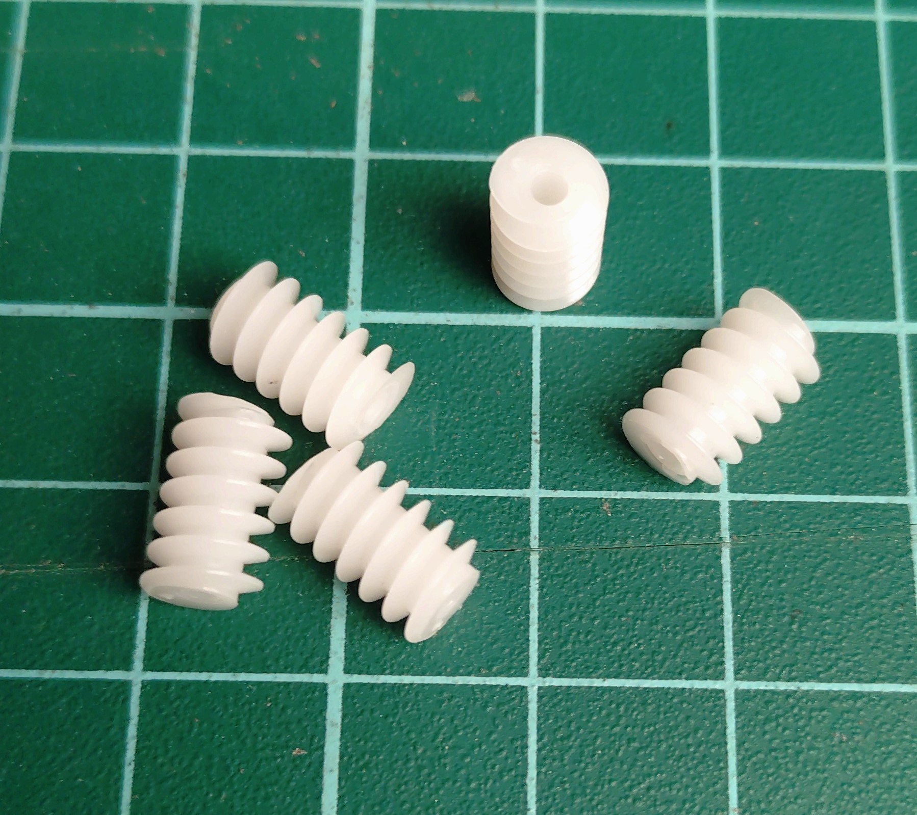 6mm Diameter Worm Gears, Length 10mm